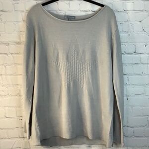Wit & Wisdom gray Women’s Sweater with star, Women’s Gray Sweater, size medium